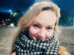 erotic-kaya - blond female webcam at xLoveCam