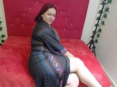 Esmeraldaqueen - female webcam at xLoveCam