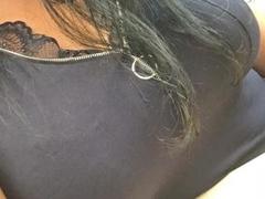 EstrelaFrenchie - female with black hair webcam at xLoveCam