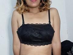 Euria - female webcam at xLoveCam