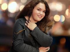 EvaDivais - female with brown hair webcam at xLoveCam