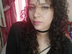 EvaKurly - female with  small tits webcam at xLoveCam