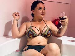 EvangelineBernard - female with red hair webcam at xLoveCam