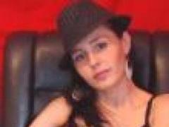 EyesShotForU - female with black hair webcam at xLoveCam