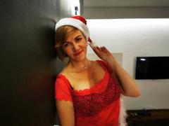 FeliziaStar - blond female with  big tits webcam at xLoveCam