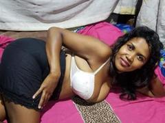 FelyLove - female webcam at xLoveCam