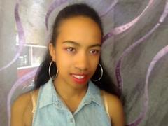 FernandaHott - female with  small tits webcam at xLoveCam