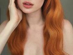 TaLuciole - female with red hair webcam at xLoveCam