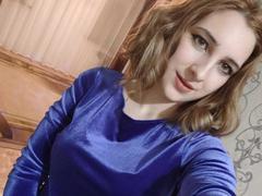 FionaJazz - female with brown hair and  small tits webcam at xLoveCam