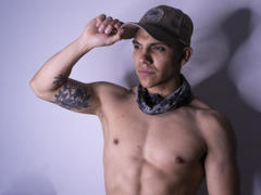 FrankPiero - male webcam at xLoveCam