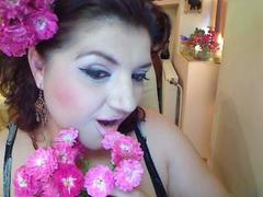 freyja - female with brown hair and  big tits webcam at xLoveCam