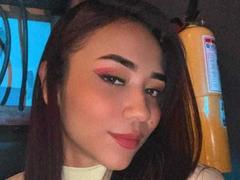 GabyJohnsson - female webcam at xLoveCam