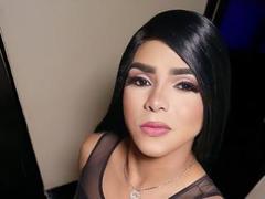 Gabyshemalehot - shemale with black hair webcam at ImLive