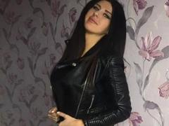 SexyMeganne - female with black hair webcam at ImLive