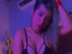 GemmaKm - female webcam at xLoveCam