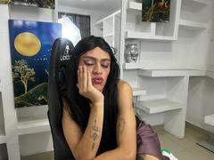 GinebraCollins - shemale webcam at xLoveCam