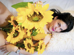 GirasolWalton - female with black hair webcam at xLoveCam