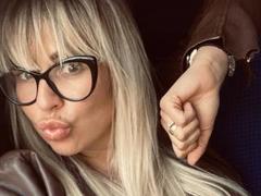 GoddessDiana - blond female with  big tits webcam at xLoveCam