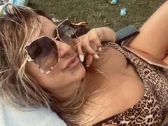 GoddessDiana - blond female with  big tits webcam at xLoveCam