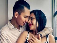 GoldDiamonds - couple webcam at xLoveCam