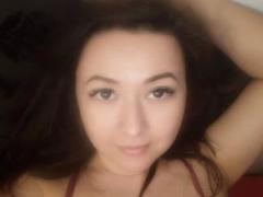 Goldmoon-hot - female with brown hair webcam at xLoveCam