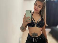 GuadaFeliz-hot - female webcam at xLoveCam