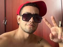 HaderLux69 - male webcam at xLoveCam