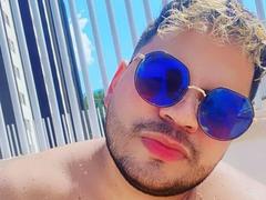 HaroldsHot - male webcam at xLoveCam