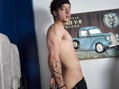 HawkiInsx - male webcam at xLoveCam