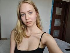 BrandyHelga-hot - blond female webcam at xLoveCam