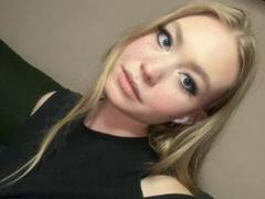 BrandyHelga-hot - blond female webcam at xLoveCam