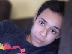 Hercolezz - male webcam at xLoveCam