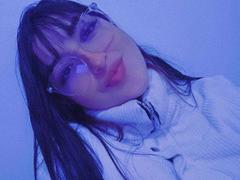 HilaryTheas - female webcam at xLoveCam