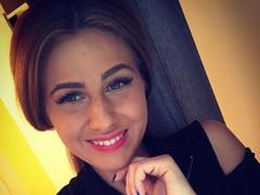 HotAneise - female with brown hair webcam at xLoveCam