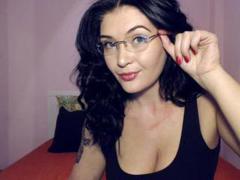 Ohh_vixen - female with brown hair and  big tits webcam at ImLive