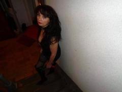 Hot-Lady34 - female with brown hair webcam at xLoveCam