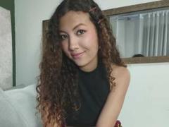 HottieLove69 - female webcam at xLoveCam