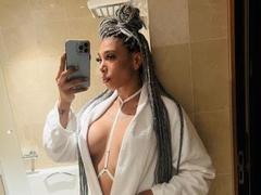 HunnyHotX - shemale webcam at xLoveCam