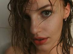 HurricaneKatrin - female webcam at xLoveCam