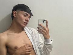 ImJuanda - male webcam at xLoveCam