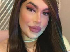 ImNicol - shemale with brown hair webcam at xLoveCam