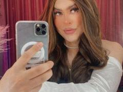 ImNicol - shemale with brown hair webcam at xLoveCam