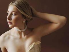 ImNika-hot - blond female webcam at xLoveCam