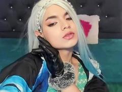 IsabellaDark - shemale webcam at xLoveCam