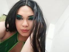 IsabellaDark - shemale webcam at xLoveCam