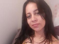 IsabellaSweett - female with black hair webcam at xLoveCam