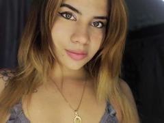 IsabellaaPervert69 - blond female webcam at xLoveCam