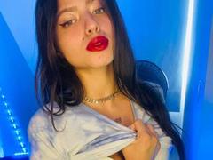 IsisViolett - female webcam at xLoveCam