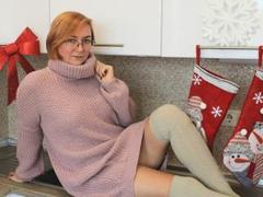 IvannaRich - female webcam at xLoveCam