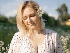 IvannaRich - female webcam at xLoveCam